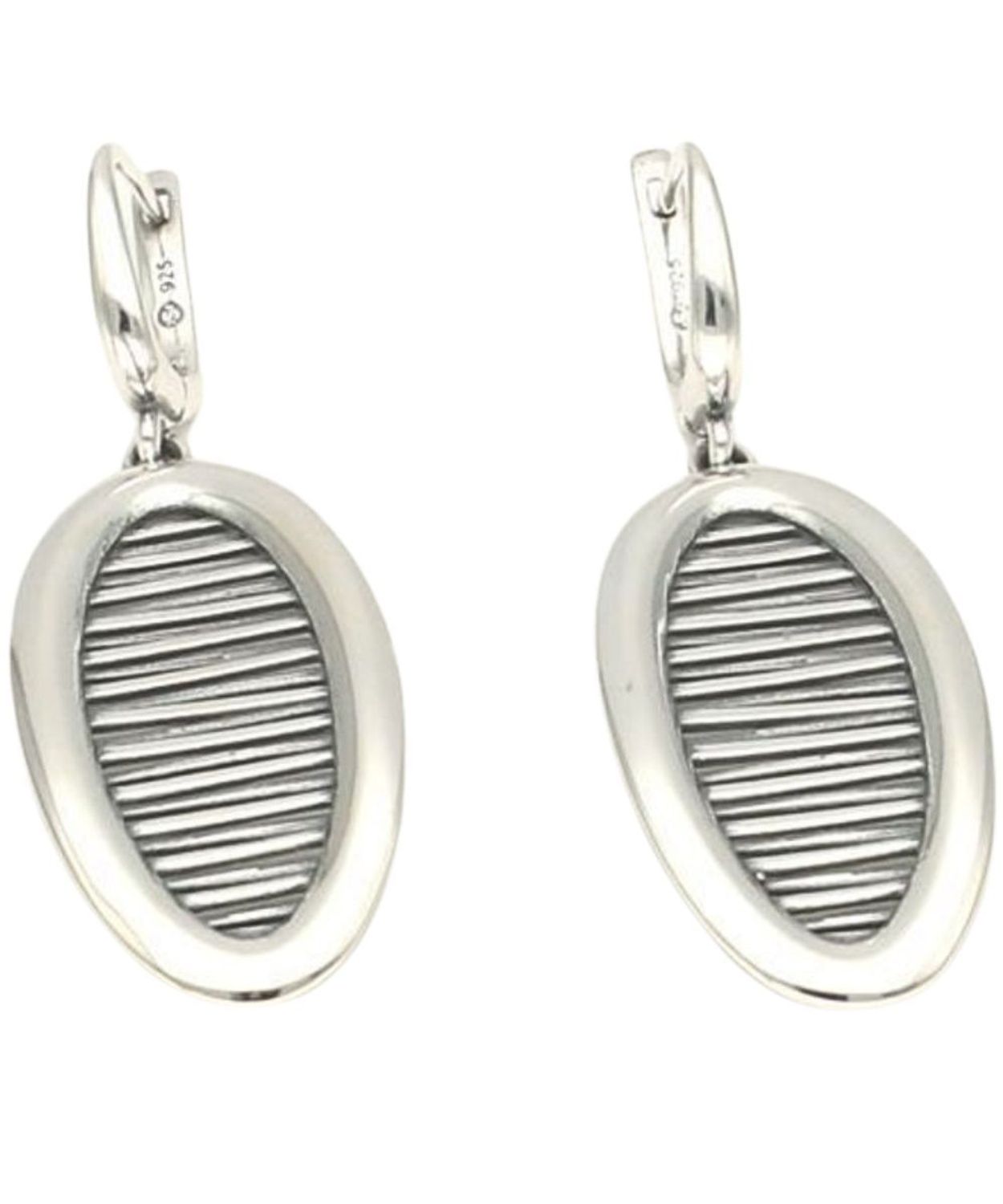 Srebrne kolczyki wiszące 925 „Owalne blaszki” – prążkowany design, zapięcie angielskie.jpg