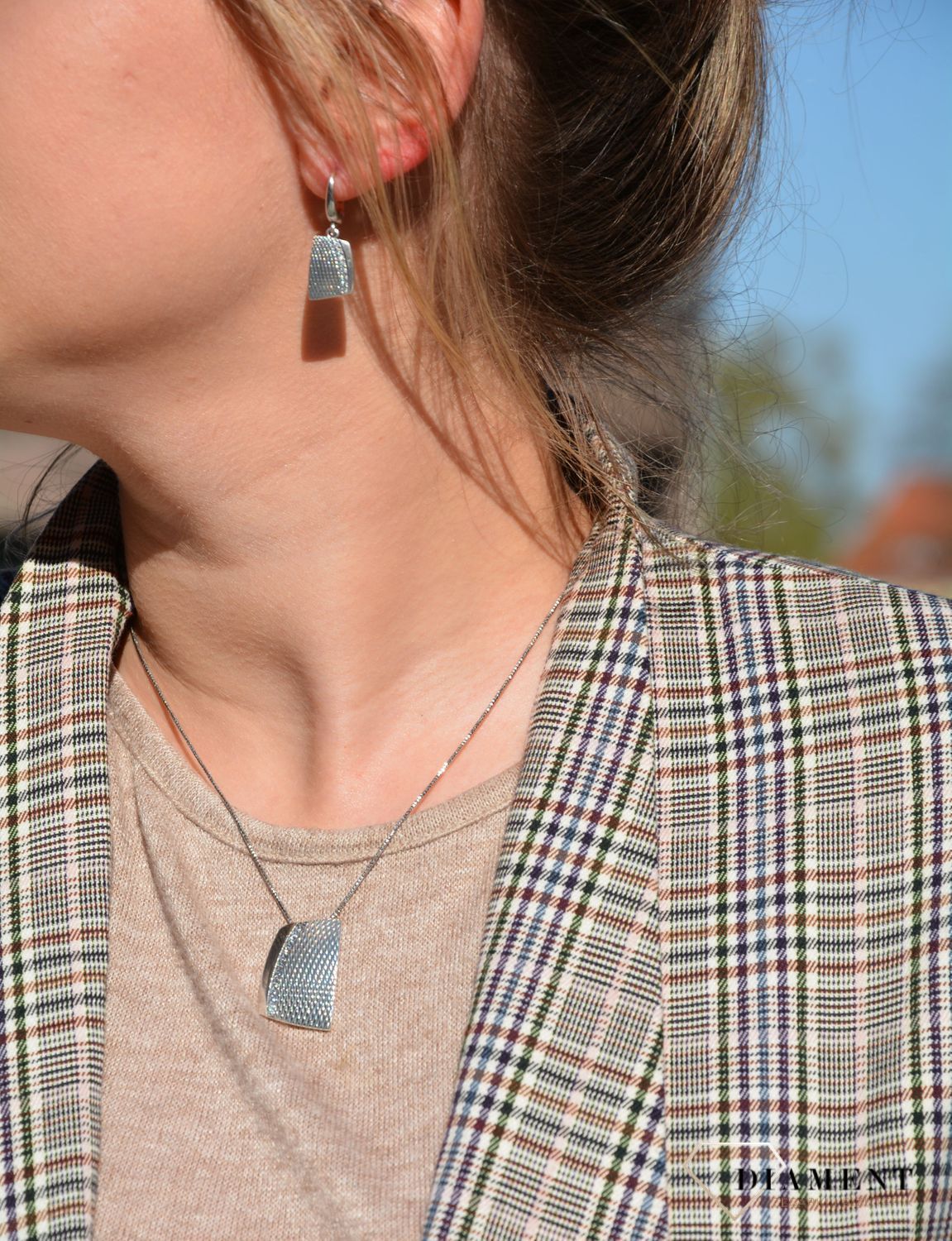 Kolczyki srebrne damska   ✓Kolczyki nieskończoność  ✓ Srebrne kolczyki w sklepie zegarki-diament.pl✓ Autoryzowany sklep✓ Gwarancja najniższej ceny (2).jpg