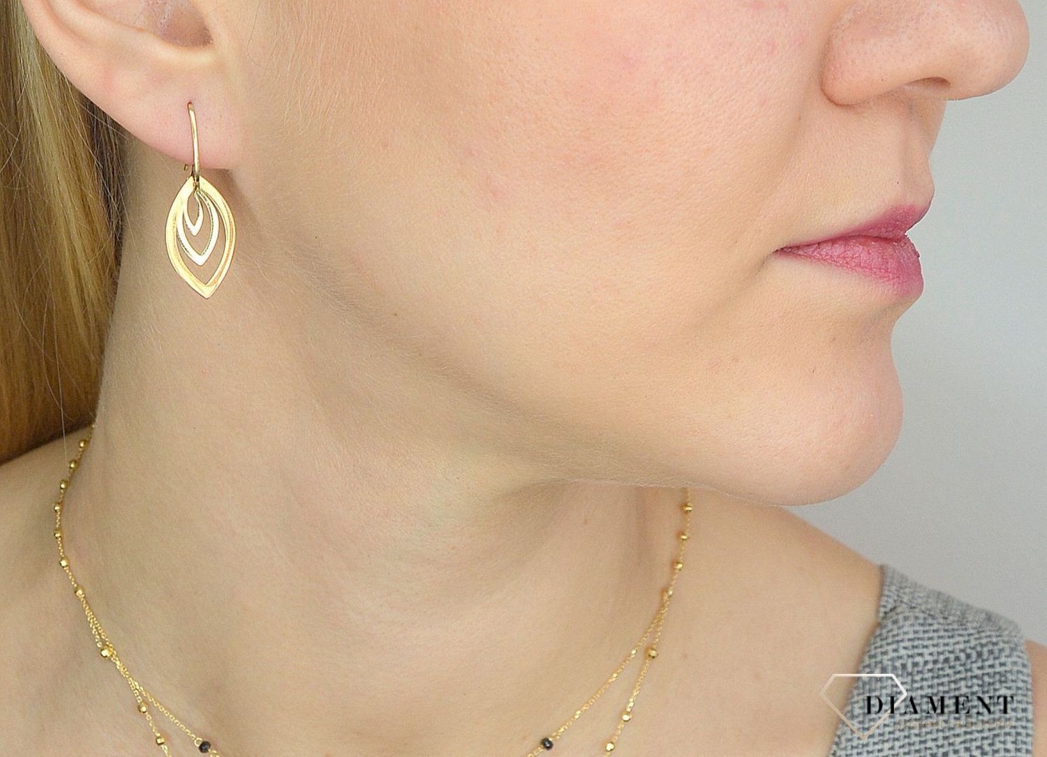 Kolczyki złote próby 585 w kształcie listków.jpg