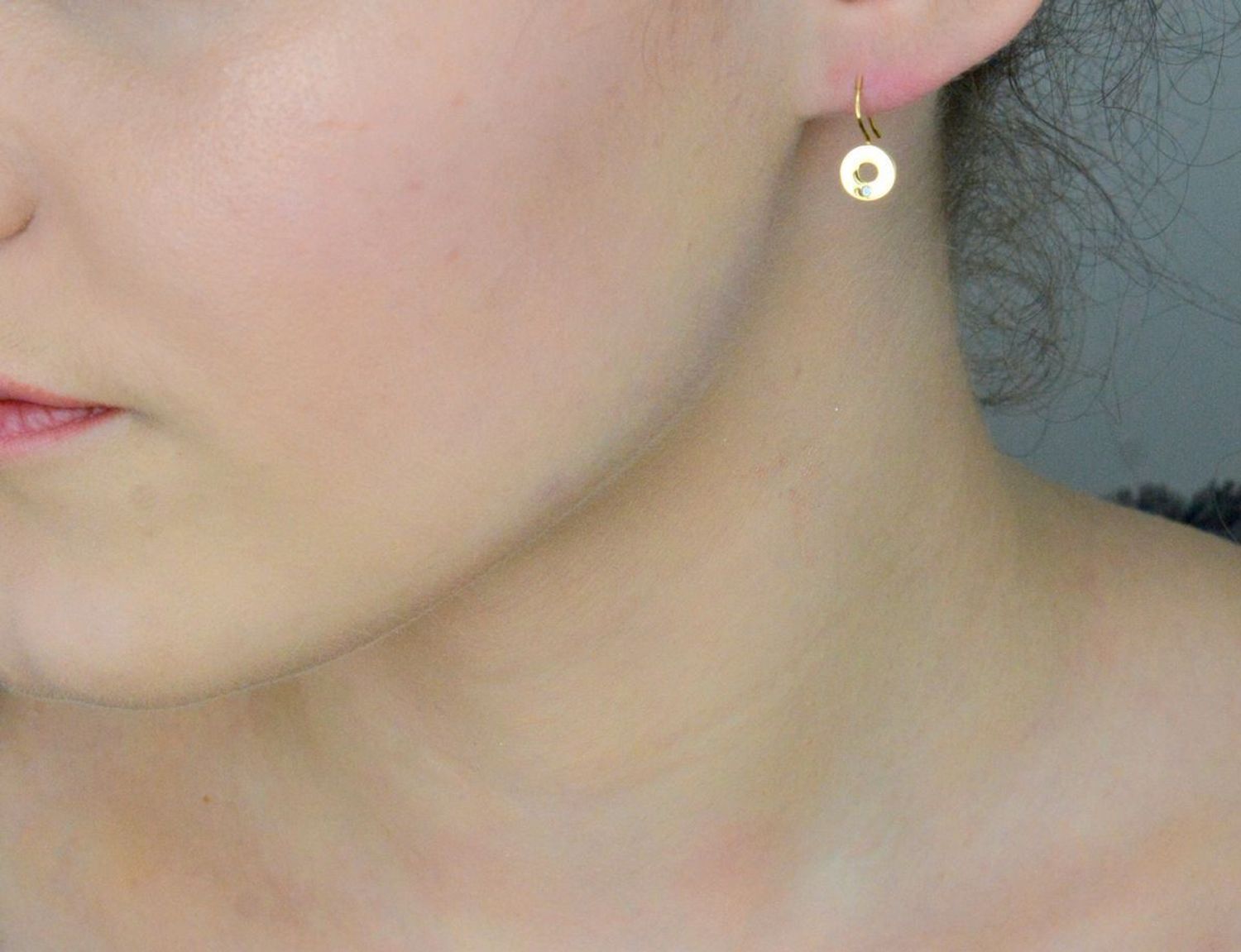 Złote kolczyki kółeczka, oponki na biglu z cyrkonią złoto 585 S2K000000-427 🎁Złote kolczyki kółeczka, oponki na biglu, kolczyki apart.jpg