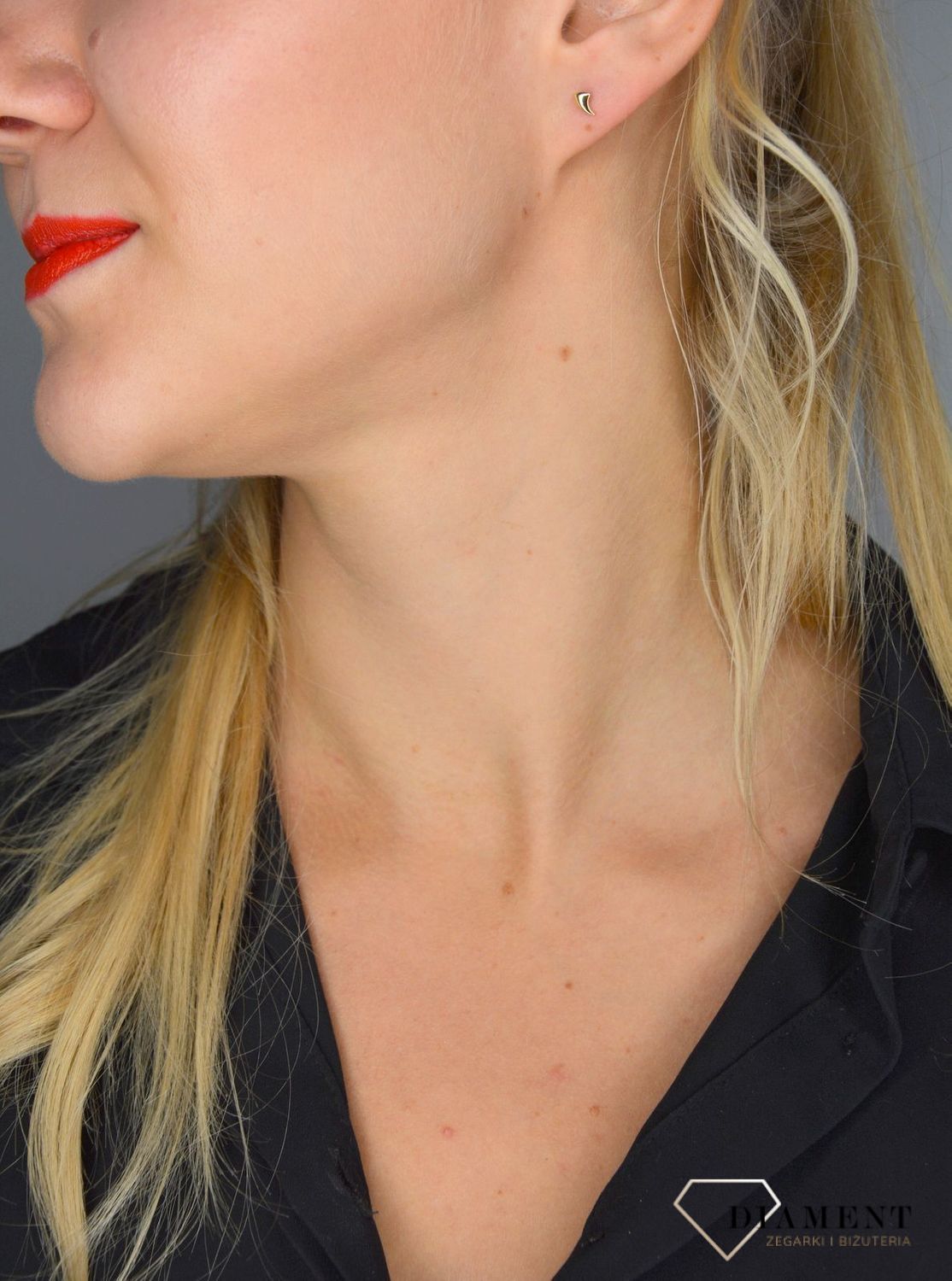 Złote kolczyki gładkie. Kolczyki zapinane na sztyft.jpg