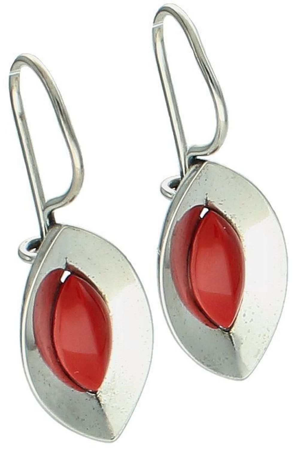 Eleganckie kolczyki srebrne 925 z koralem syntetycznym. Wymiary 3,1 × 1,2 cm, waga 2,90 g, zapięcie na biglu. Idealne na prezent lub codzienny akcent.1.jpg