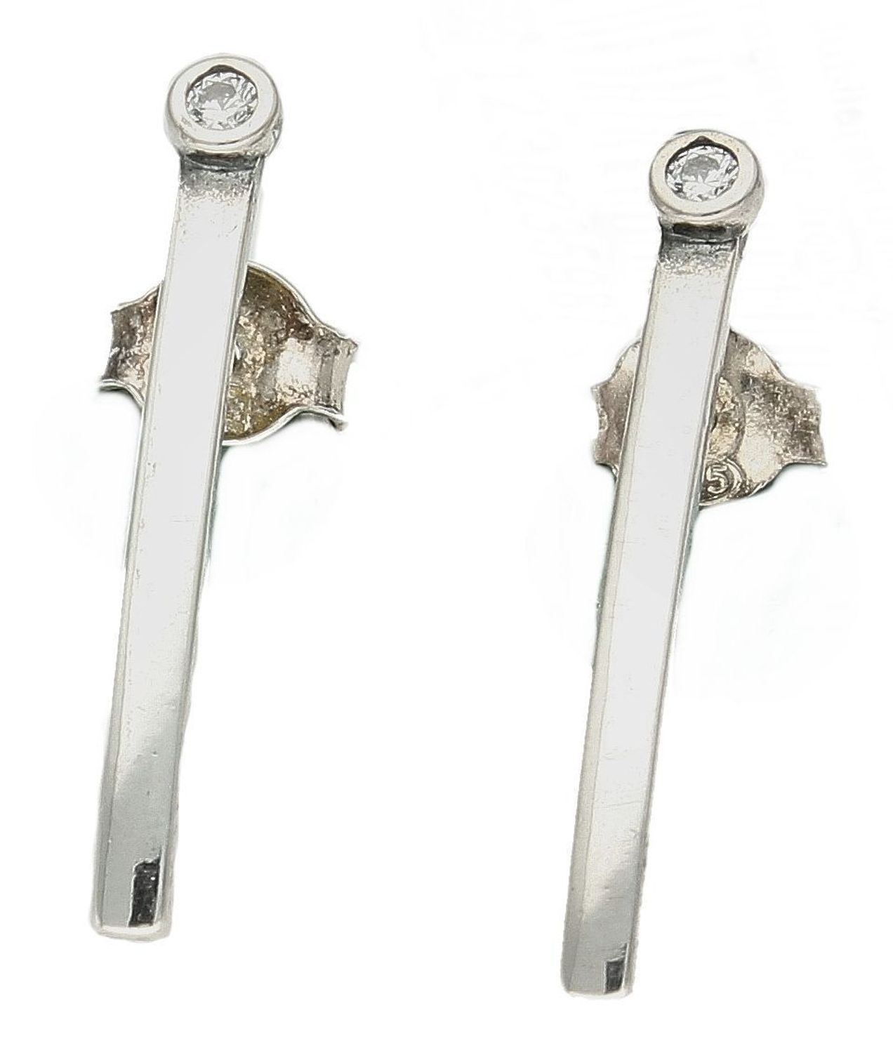 Kolczyki damskie  Srebrne patyczki  S2K000000-738 Srebrne kolczyki zapinane na ponadczasowe zapięcie typu sztyft, zostały wykonane z najwyższej jakości srebra próby 925. Idealny pomysł na prezent.jpg