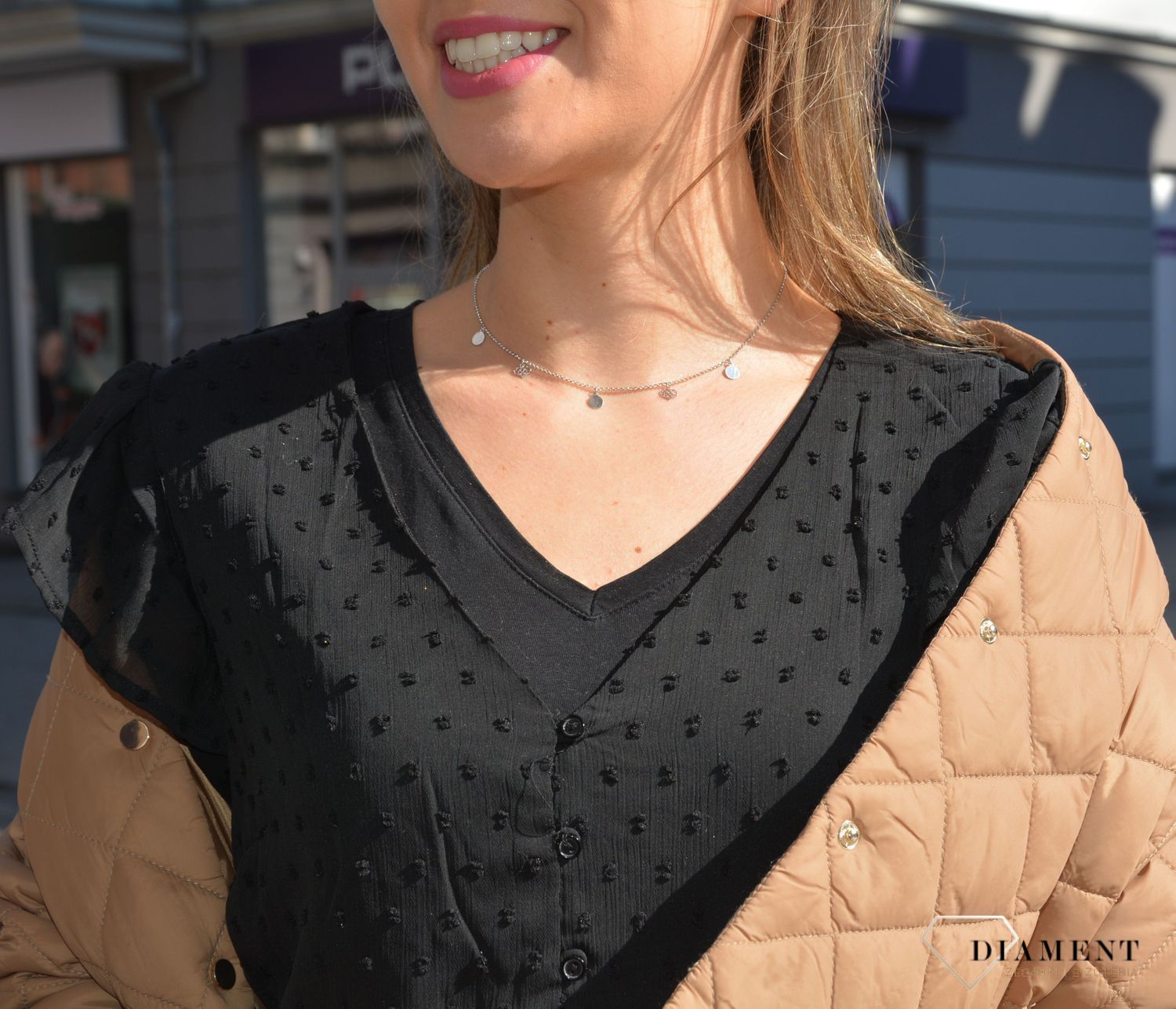 Naszyjnik srebrny z motywem serc i gładkich kółek, na delikatnym ażurkowym łańcuszku. Idealny pomysł na prezent dla młodej kobiety. Zapraszamy.jpg