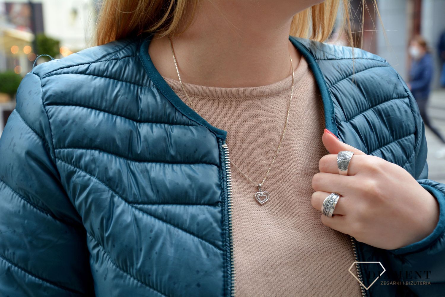 Pierścionek srebrny z cyrkoniami (3).jpg