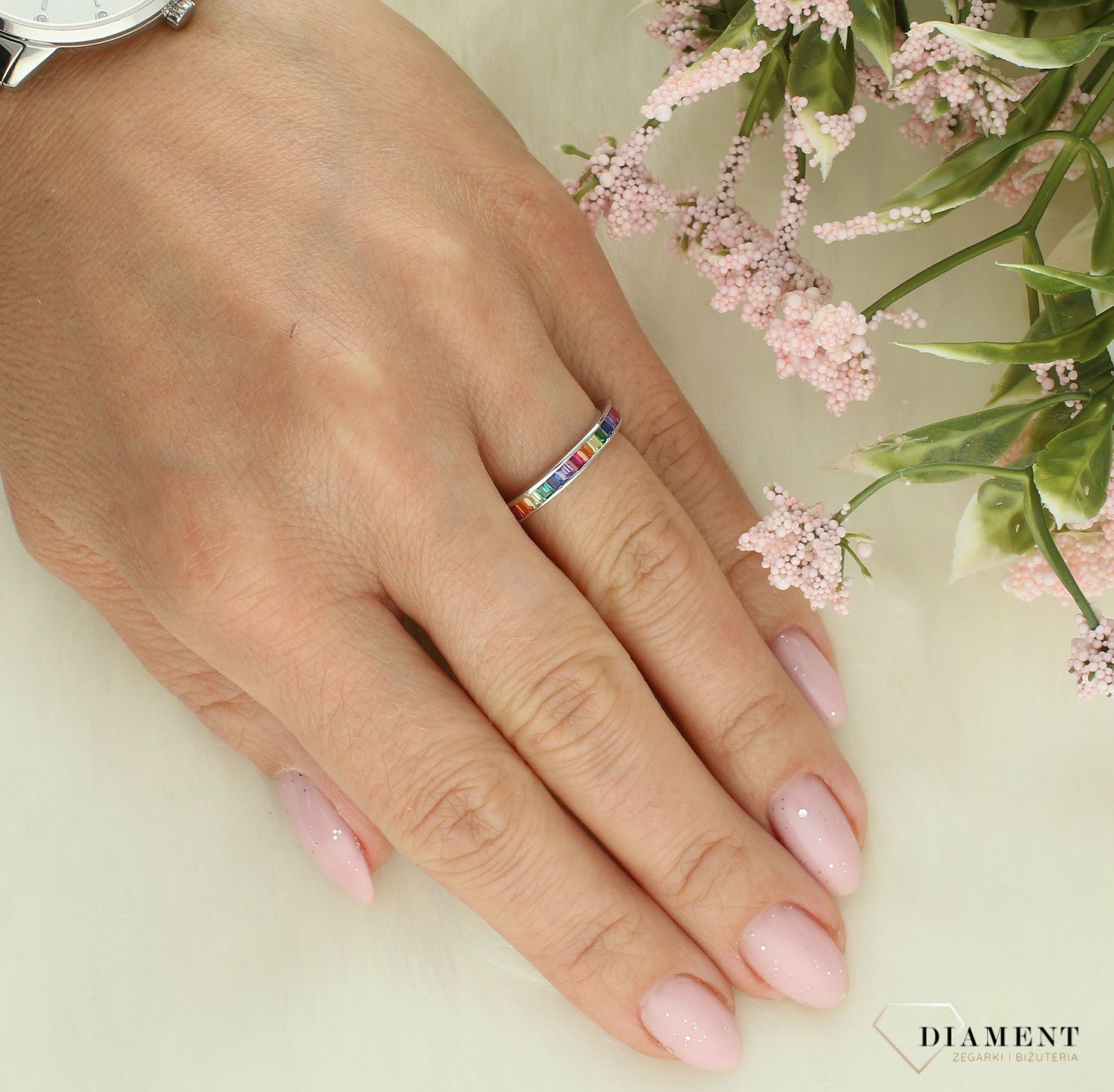 Pierścionek srebrny 925 obrączka z kolorowymi cyrkoniami rozmiar 12 S2P000000-773 (2).jpg