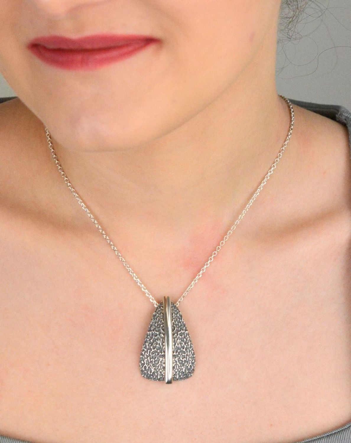 Zawieszka srebrna damska blaszka żłobienia S2Z000000-118 ✓Srebrne Zawieszki Damskie w Sklepie z Biżuterią zegarki-diament.pl ✓Piękne i Eleganckie Zawieszki dla Kobiet 1.jpg