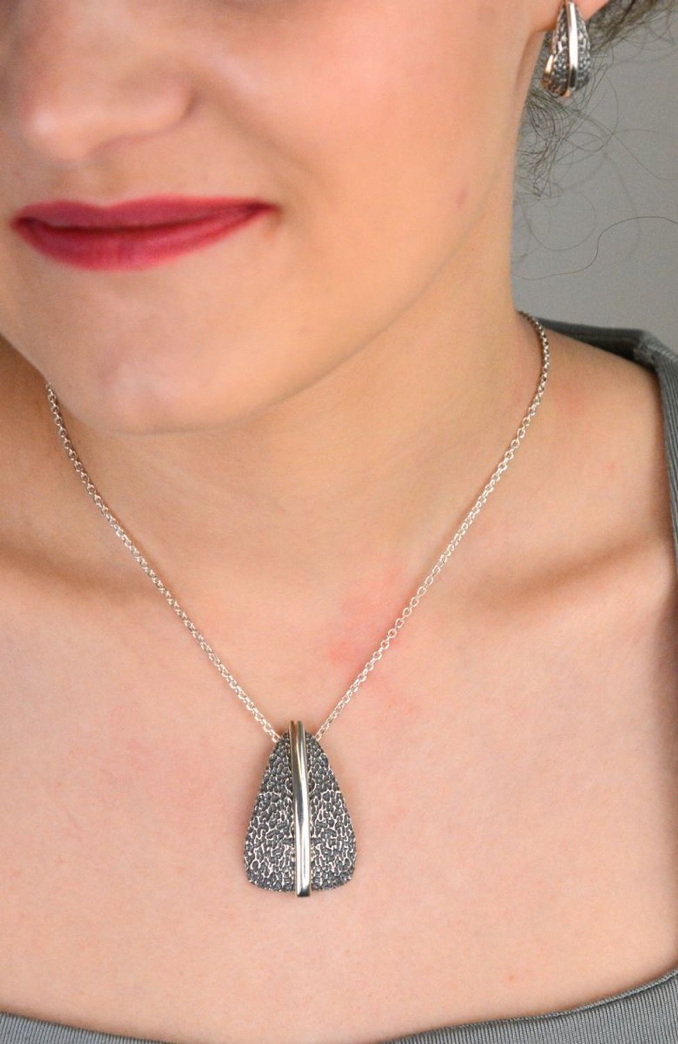 Zawieszka srebrna damska blaszka żłobienia S2Z000000-118 ✓Srebrne Zawieszki Damskie w Sklepie z Biżuterią zegarki-diament.pl ✓Piękne i Eleganckie Zawieszki dla Kobiet 1.jpg