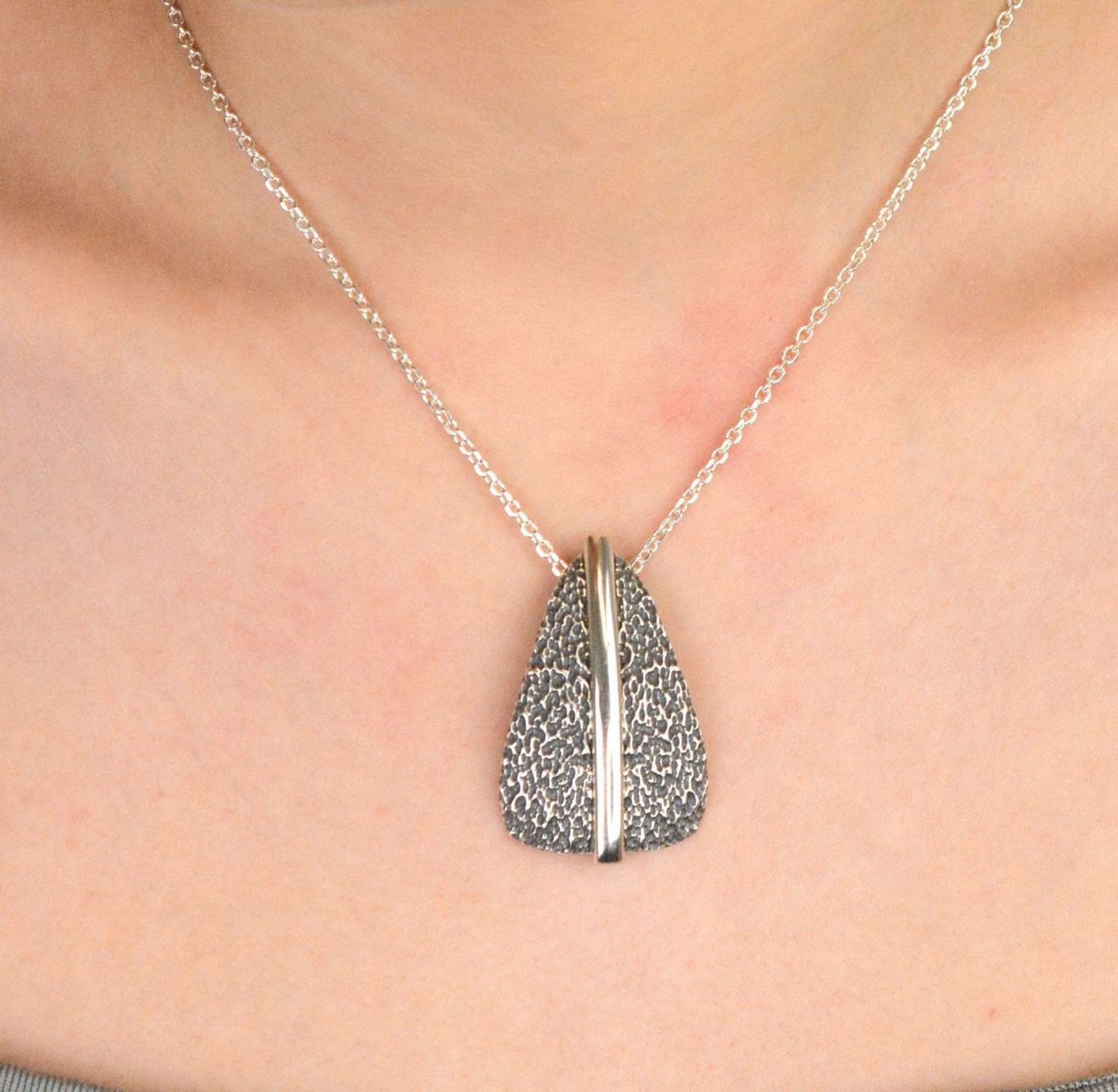 Zawieszka srebrna damska blaszka żłobienia S2Z000000-118 ✓Srebrne Zawieszki Damskie w Sklepie z Biżuterią zegarki-diament.pl ✓Piękne i Eleganckie Zawieszki dla Kobiet 1.jpg