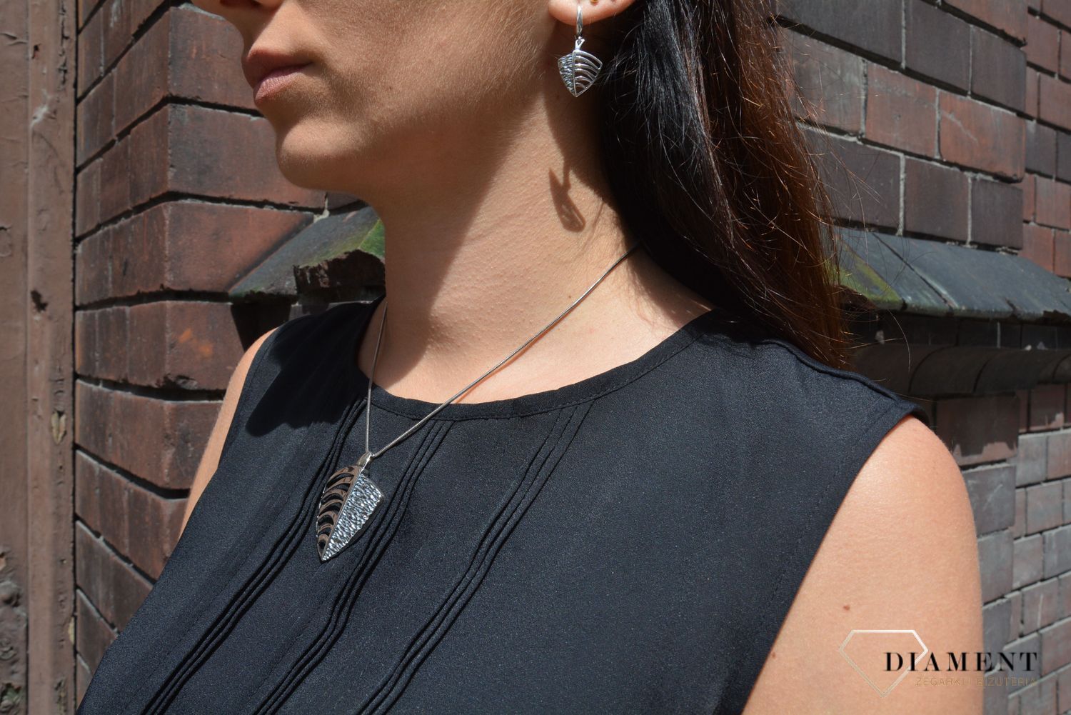 Zawieszka srebrna Diament 'Oksydowany liść'.jpg