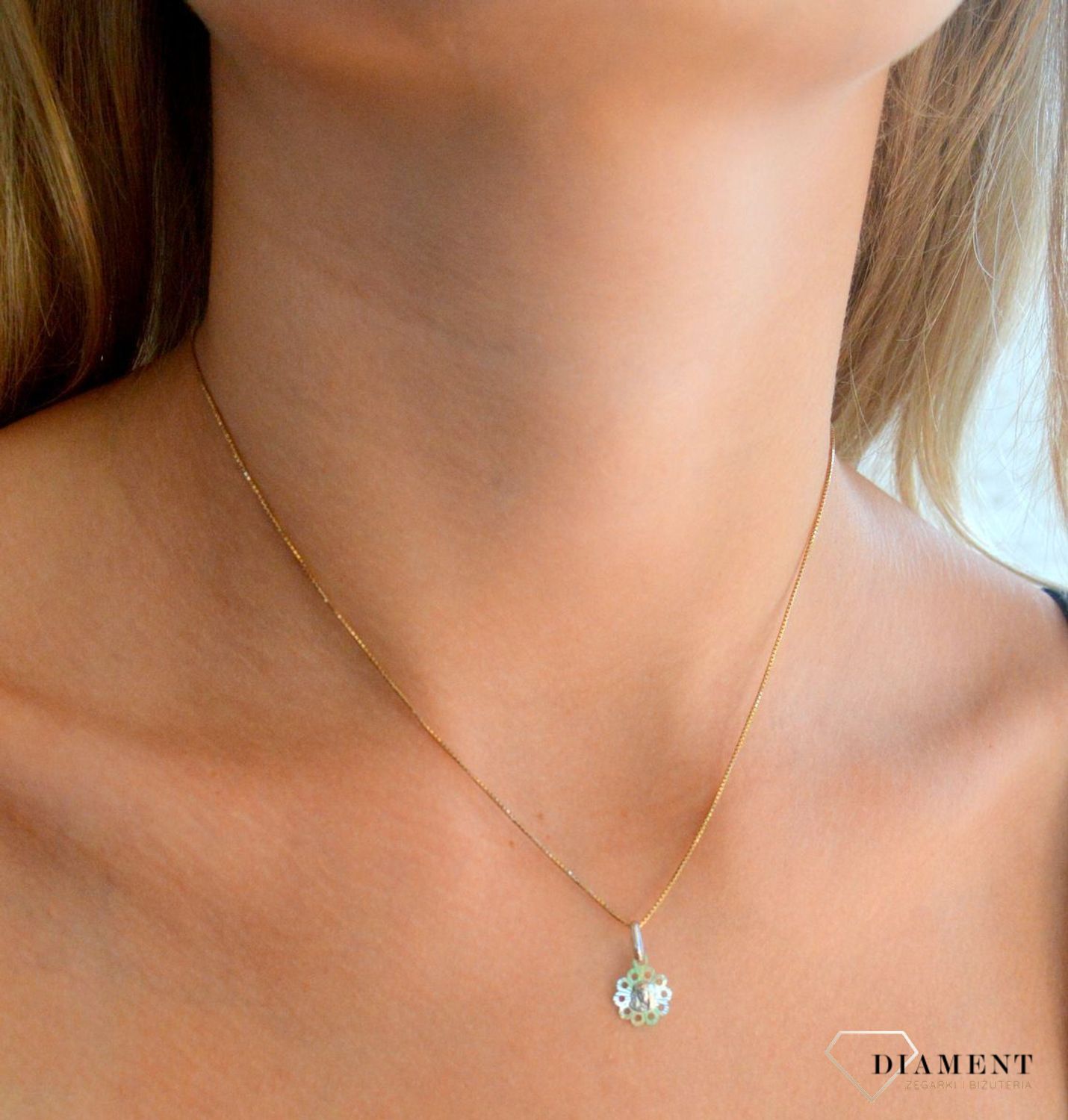 Złota zawieszka medalik Matka Boska Częstochowska DIA-ZAW-9004-585.jpg