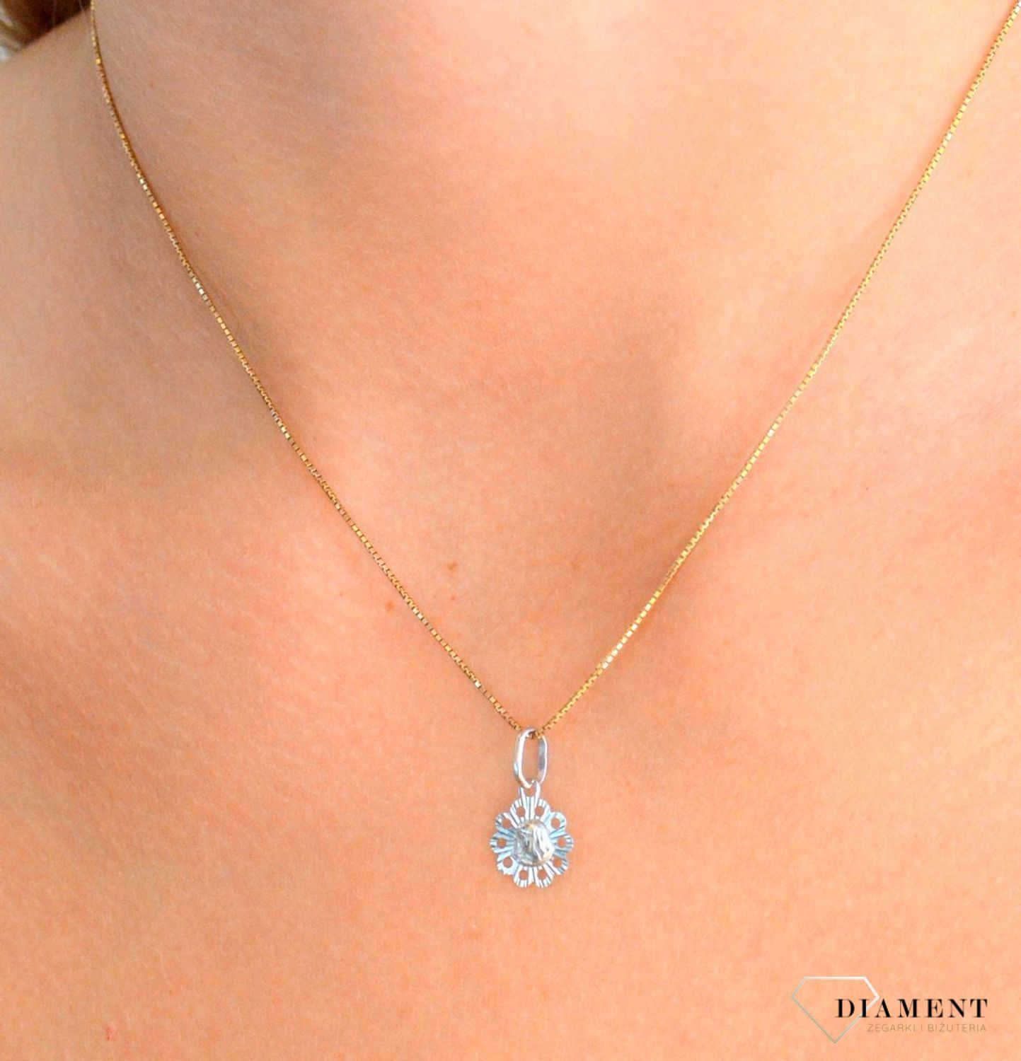 Złota zawieszka medalik Matka Boska Częstochowska DIA-ZAW-9004-585.jpg