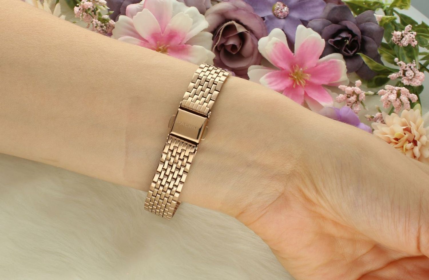 Elegancki damski zegarek Pacific S6026-05 w kolorze różowego złota. Koperta i bransoleta ze stali 316L, szkło szafirowe, wodoszczelność 50 m, japoński mechanizm kwarcowy. Idealny na co 1.jpg