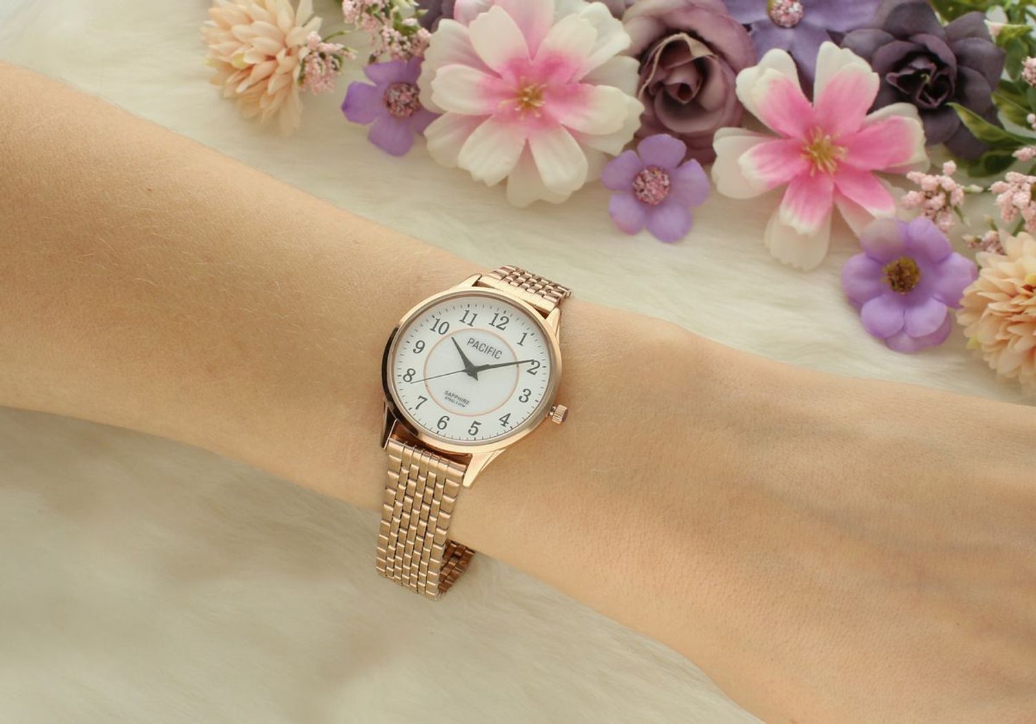 Elegancki damski zegarek Pacific S6026-05 w kolorze różowego złota. Koperta i bransoleta ze stali 316L, szkło szafirowe, wodoszczelność 50 m, japoński mechanizm kwarcowy. Idealny na co 1.jpg
