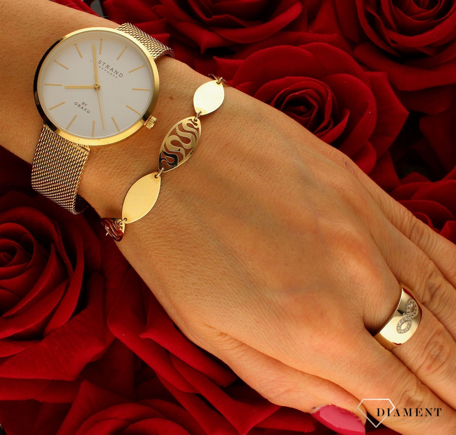Zegarek damski Strand na bransolecie S700LXGIMG. Damski zegarek na bransolecie. Damski zegarek Strand w złotym kolorze. Zegarek damski klasyczny. Damski zegarek na bransolecie typu mesh idealny na prezent..jpg