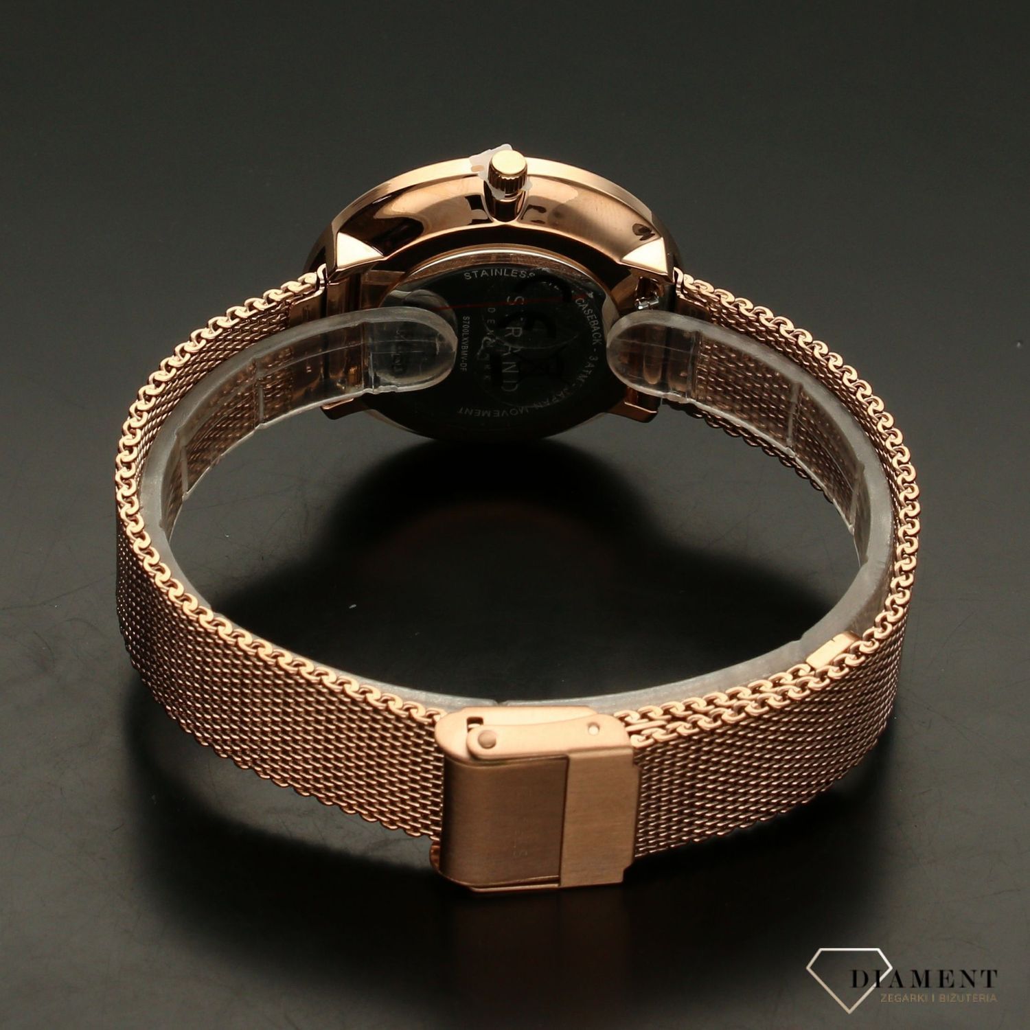 Zegarek damski STRAND Flower S700LXVBMV-D . Strand Flower to elegancki zegarek damski z oryginalną, czarną tarczą z masy perłowej, ozdobioną motywem kwiatów. Zegarek damski posiada indeksy w kolorze różowego złota8.jpg