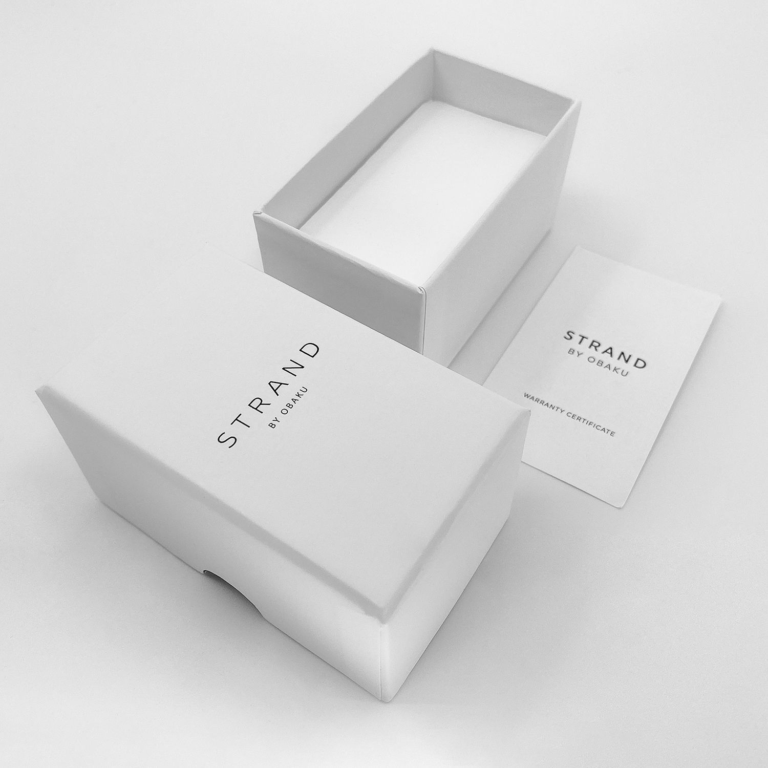 Zegarek damski STRAND Butterfly S700LXVVMV-DB. Strand Butterfly to elegancki zegarek damski z oryginalną, różową tarczą z masy perłowej, ozdobioną motywem motyla. Zegarek damski posiada indeksy w formie błyszczących5.jpg