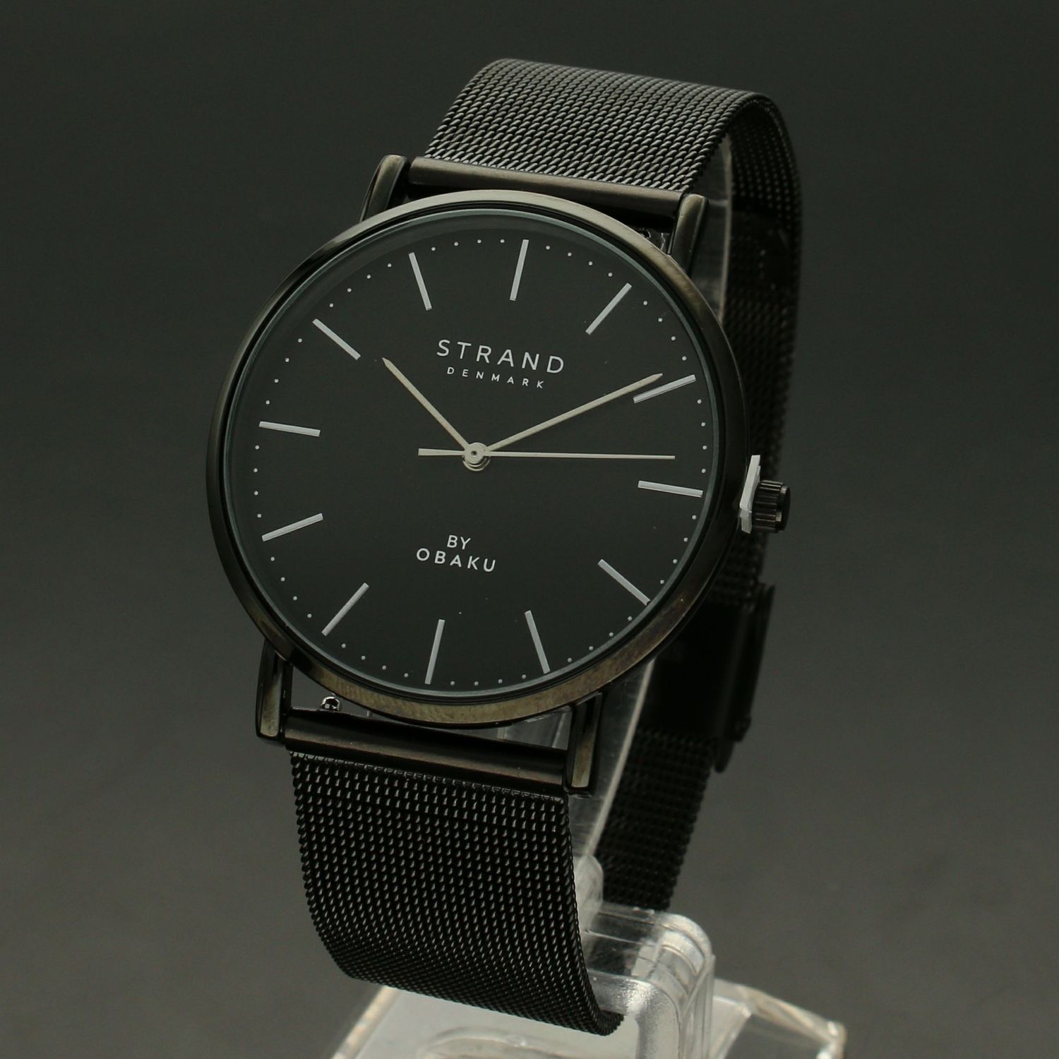 Zegarek męski Strand Hudson S702GXBBMB. Strand Hudson to elegancki zegarek męski z oryginalną, czarną tarczą. Zegarek posiada indeksy w kolorze srebra.88.jpg