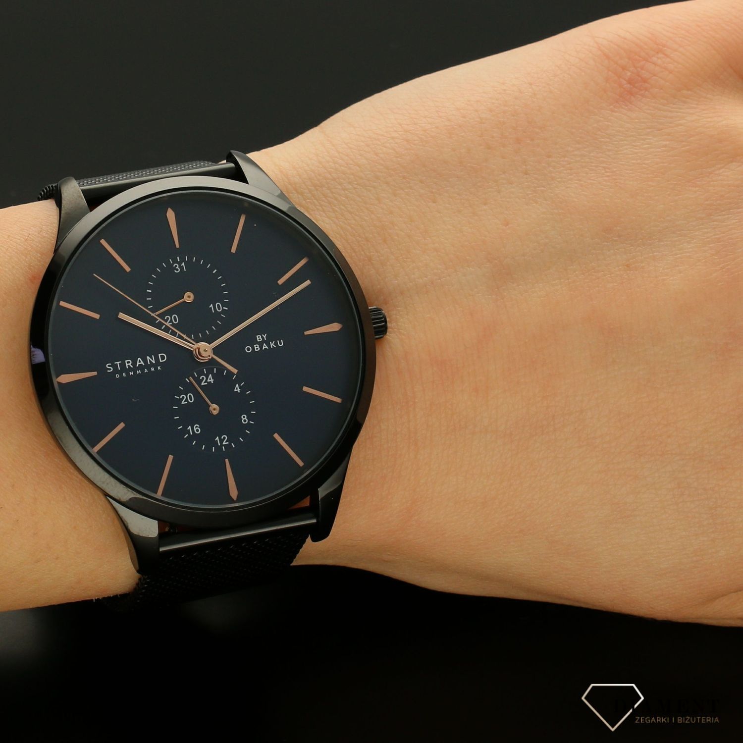 Zegarek męski Strand Beaufort S703GMBLMB. Strand Beaufort to elegancki zegarek męski z oryginalną, granatową tarczą. Zegarek posiada indeksy w kolorze różowego złota.55.jpg