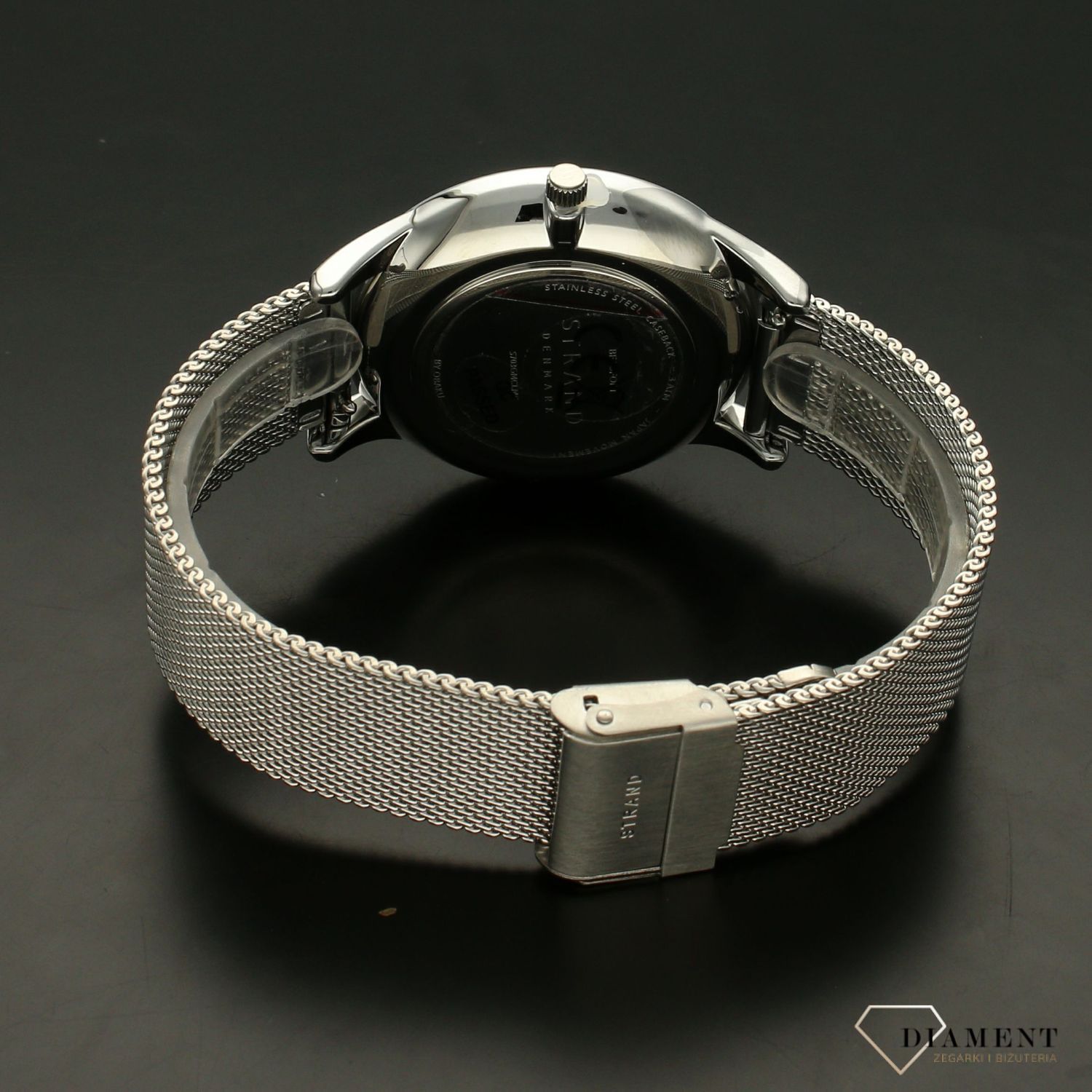 Zegarek męski Strand Beaufort S703GMCLMC. Strand Beaufort to elegancki zegarek męski z oryginalną, granatową tarczą. Zegarek posiada indeksy w kolorze srebra.55.jpg