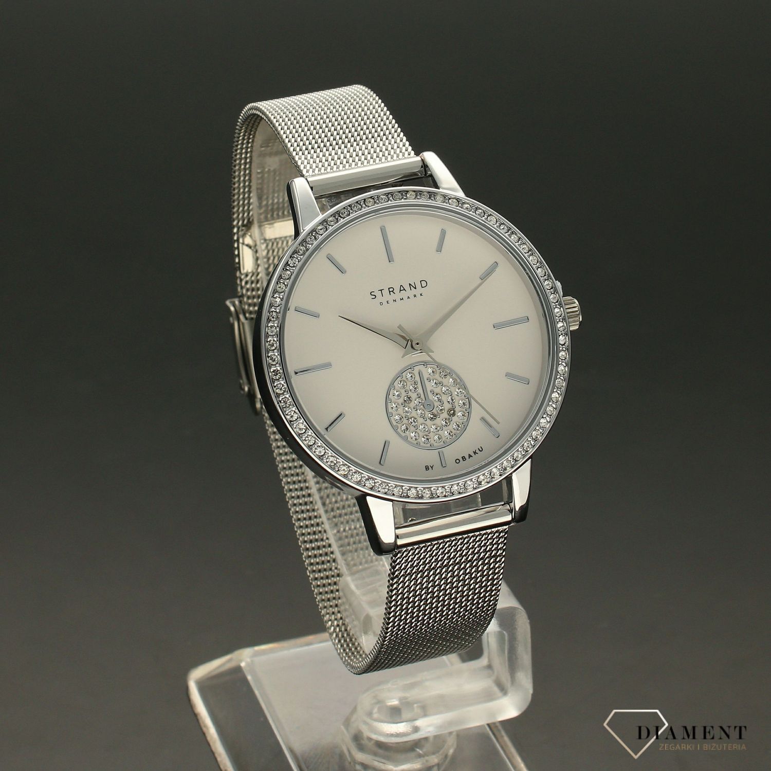 Zegarek damski STRAND Denmark S705LXCIMC . Strand to elegancki zegarek damski z oryginalną, białą tarczą, ozdobioną błyszczącymi kryształami Swarovskiego. Zegarek damski posiada indeksy w kolorze srebrnym8.jpg
