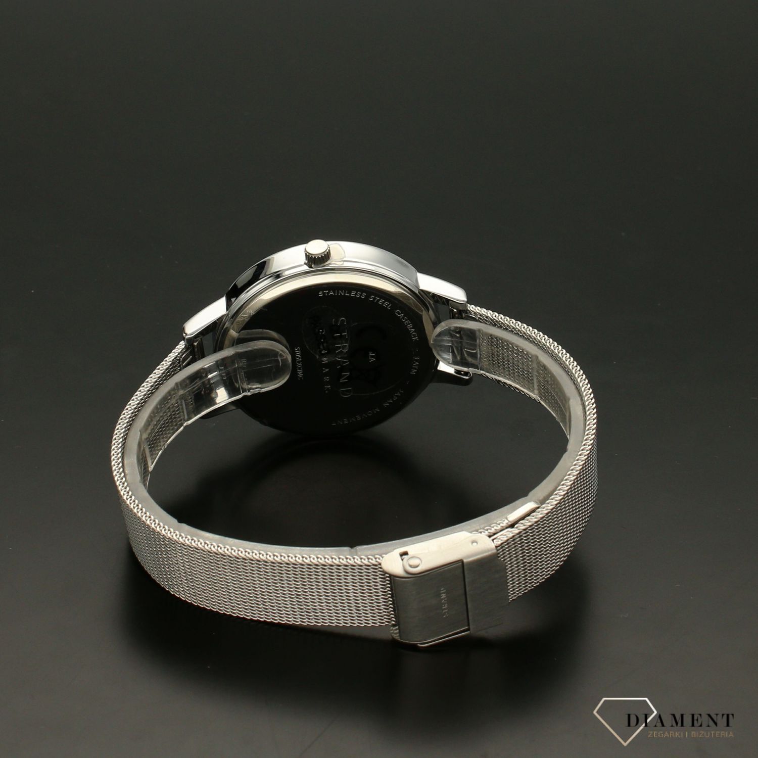 Zegarek damski STRAND Denmark S705LXCIMC . Strand to elegancki zegarek damski z oryginalną, białą tarczą, ozdobioną błyszczącymi kryształami Swarovskiego. Zegarek damski posiada indeksy w kolorze srebrnym8.jpg