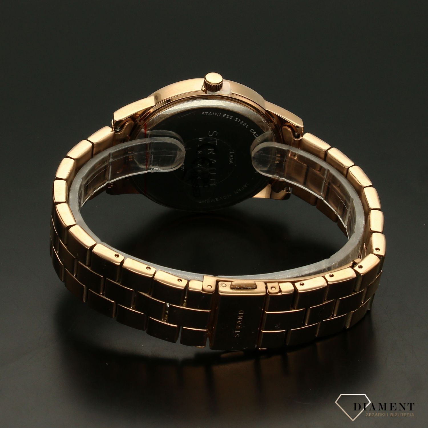 Zegarek damski STRAND Lana S707LMVLSV. Zegarek damski STRAND Lana S707LMVLSV . Strand Lana to elegancki zegarek damski z oryginalną, granatową tarczą. Tarcza ozdobiona została błyszczącymi kryształami Swarovskiego8.jpg