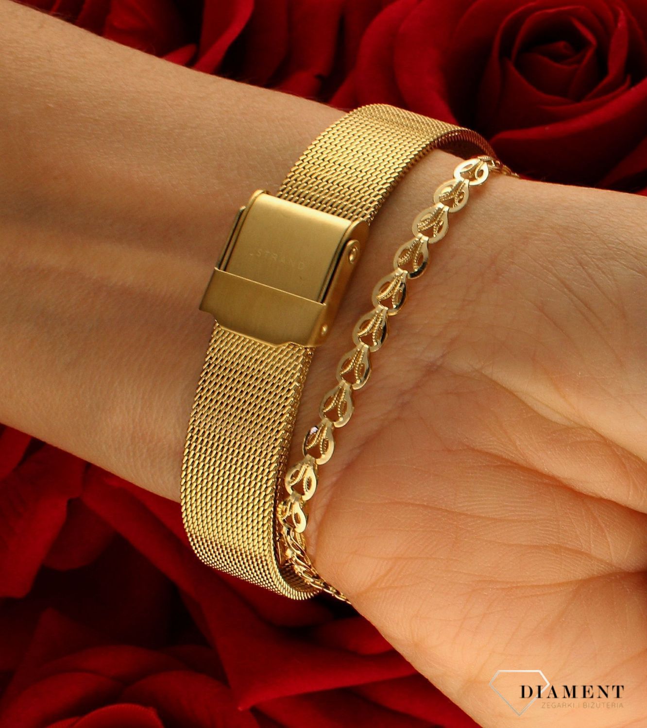 Zegarek damski Strand na bransolecie z perłową tarczą S735LXGWMG. Damski zegarek na bransolecie. Damski zegarek Strand w złotym kolorze. Zegarek damski klasyczny. Damski zegarek na bransolecie typu mesh idealny na prezent..jpg