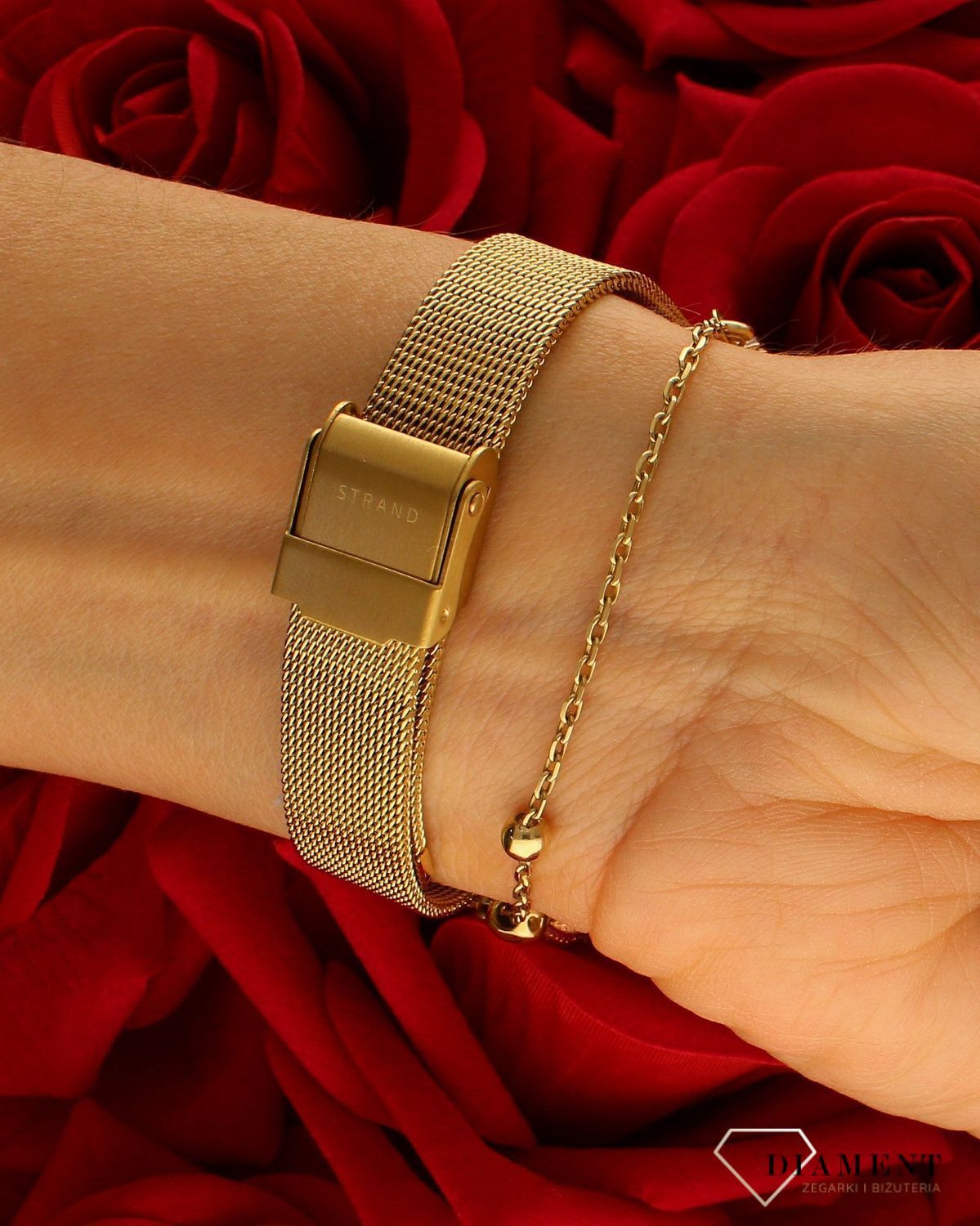 Zegarek damski Strand na bransolecie S742LXGIMG. Damski zegarek na bransolecie. Damski zegarek Strand w złotym kolorze. Zegarek damski klasyczny. Damski zegarek na bransolecie typu mesh idealny na prezent..jpg