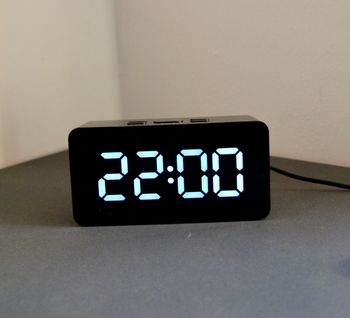 Zegar budzik LED JVD SB3658.4 z termometrem białe cyfry (4).JPG