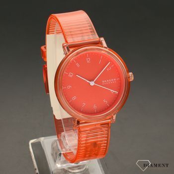 Damski zegarek Skagen w pomarańczowym kolorze to idealna propozycja na wiosnę i lato. Charakterystyczny kolor sprawi, że zegarek ożywi każdą stylizację (2).jpg