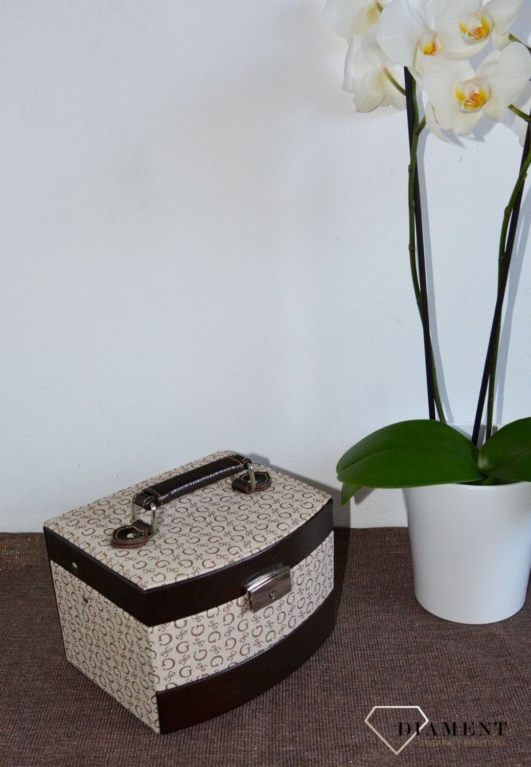 Szkatułka na biżuterię damska w jasnym kolorze z wzorem 3 poziomowa SP-270A20A21. Szkatułki do przechowywania biżuterii. Połączenie niezwyklej funkcjonalności. Kuferki na biżuterię (7).JPG