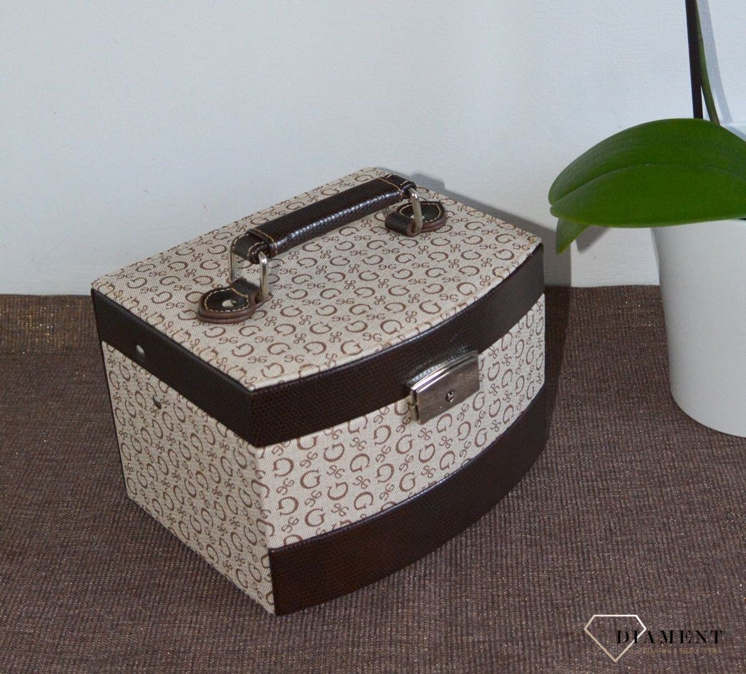 Szkatułka na biżuterię damska w jasnym kolorze z wzorem 3 poziomowa SP-270A20A21. Szkatułki do przechowywania biżuterii. Połączenie niezwyklej funkcjonalności. Kuferki na biżuterię (7).JPG