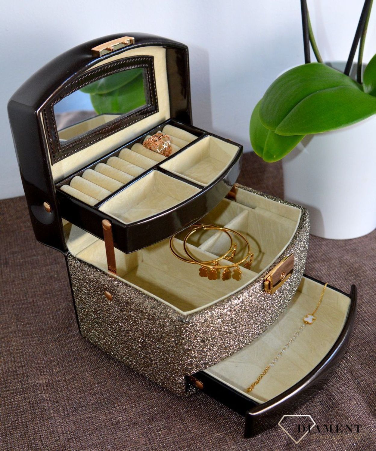 Szkatułka na biżuterię damska 3 poziomowa złoty brokat SP-8073A21. Rozkładany kuferek na biżuterie z uchwytem ze skóry w kolorze brązowym.  (12).JPG