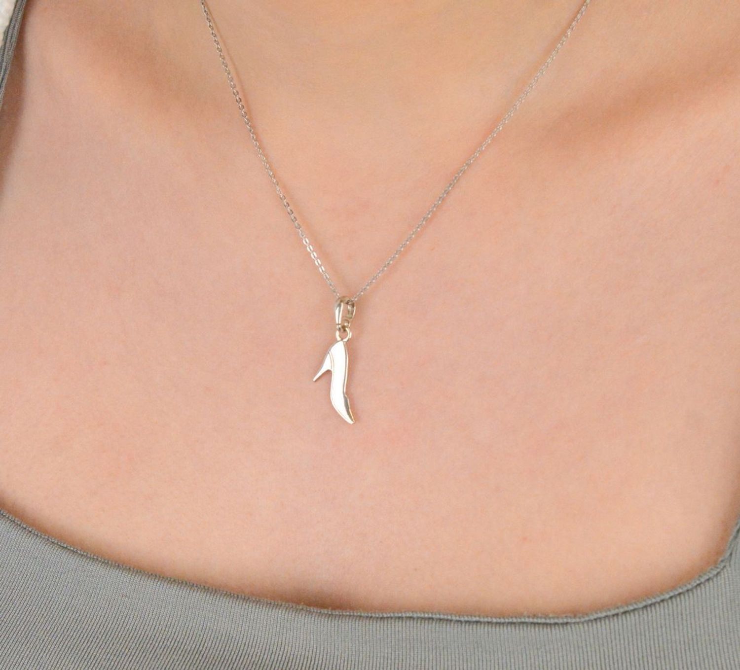 Srebrna zawieszka bucik, pantofelek SP236S srebro 925.jpg