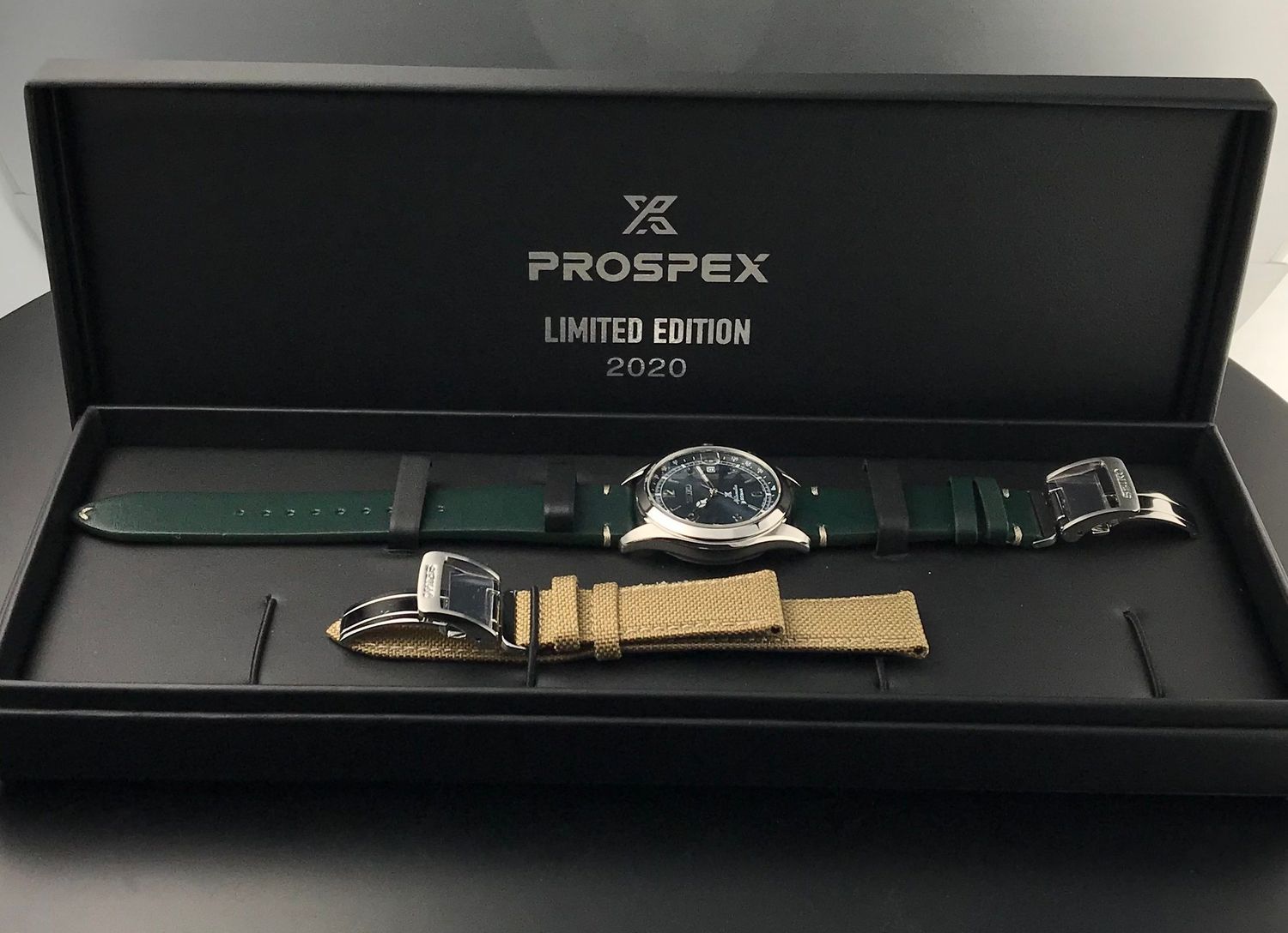 Zegarek męski Seiko Alpinist ‘Mountain Glacier’ Limited Edition SPB199J1 z dodatkowym paskiem.jpg