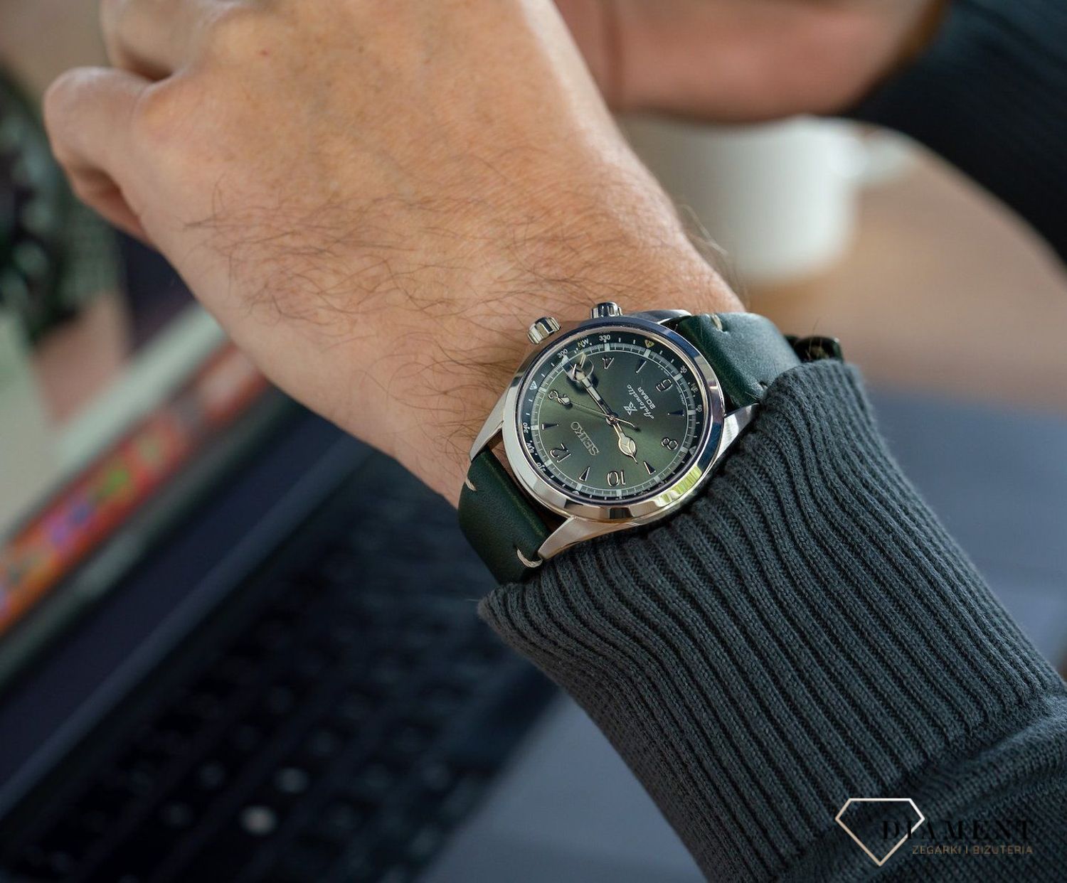 Zegarek męski Seiko Alpinist ‘Mountain Glacier’ Limited Edition SPB199J1 z dodatkowym paskiem.jpg