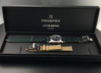 pudełko do zegarka meskiego Seiko Limited edition SPB199J1.jpg