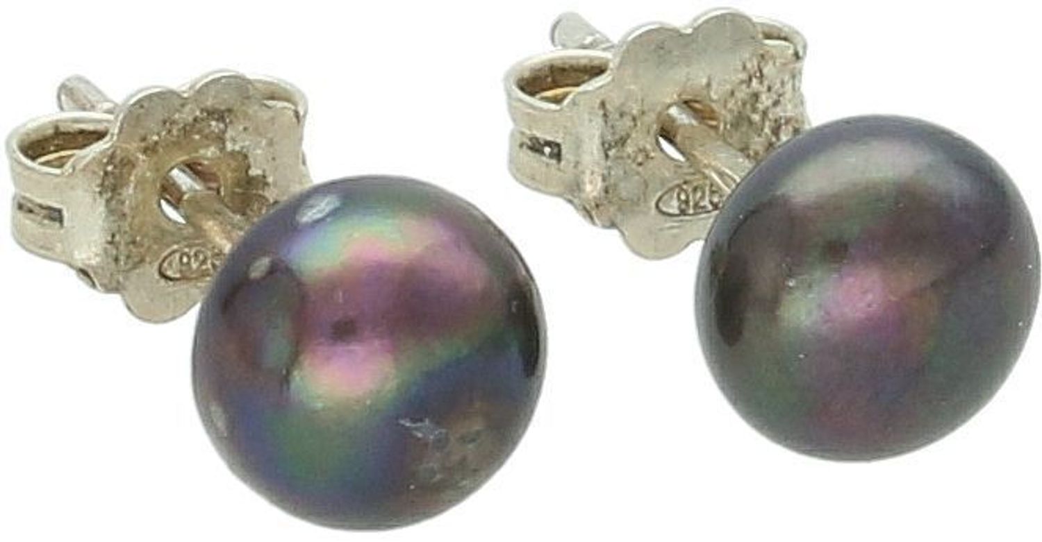 Srebrne kolczyki z ciemną perłą hodowlaną 7 mm – zapięcie sztyft, srebro 925.jpg