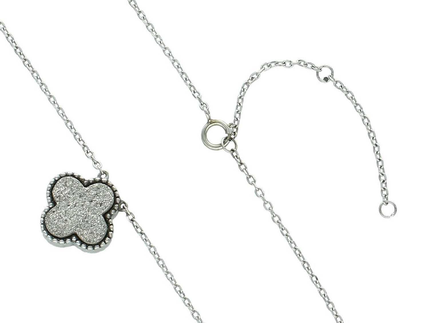 Delikatny srebrny naszyjnik próby 925 z zawieszką w kształcie koniczynki o brokatowym wykończeniu. Długość 42 + 2 cm, zapięcie na karabińczyk. Idealny na prezent.1.jpg