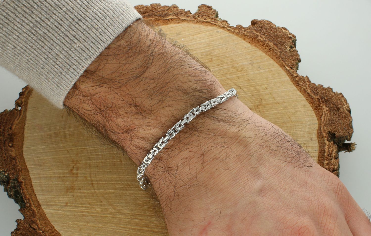 Bransoletka srebrna splot królewski próba 925, SRB000000-032 Bransoletka wykonana z najwyższej jakości srebra. Idealny pomysł na prezent dla kobiety lub mężczyzny. Bransoletka o splocie królewskim.jpg