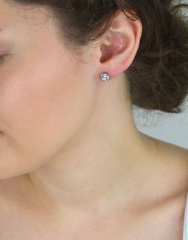 Srebrne Kolczyki 925 Półkule z Białymi Cyrkoniami – Na Sztyft, 0,8 cm, 1,65g Eleganckie kolczyki półkule ze srebra 925, wysadzane białymi cyrkoniami. Na sztyft, (2).JPG