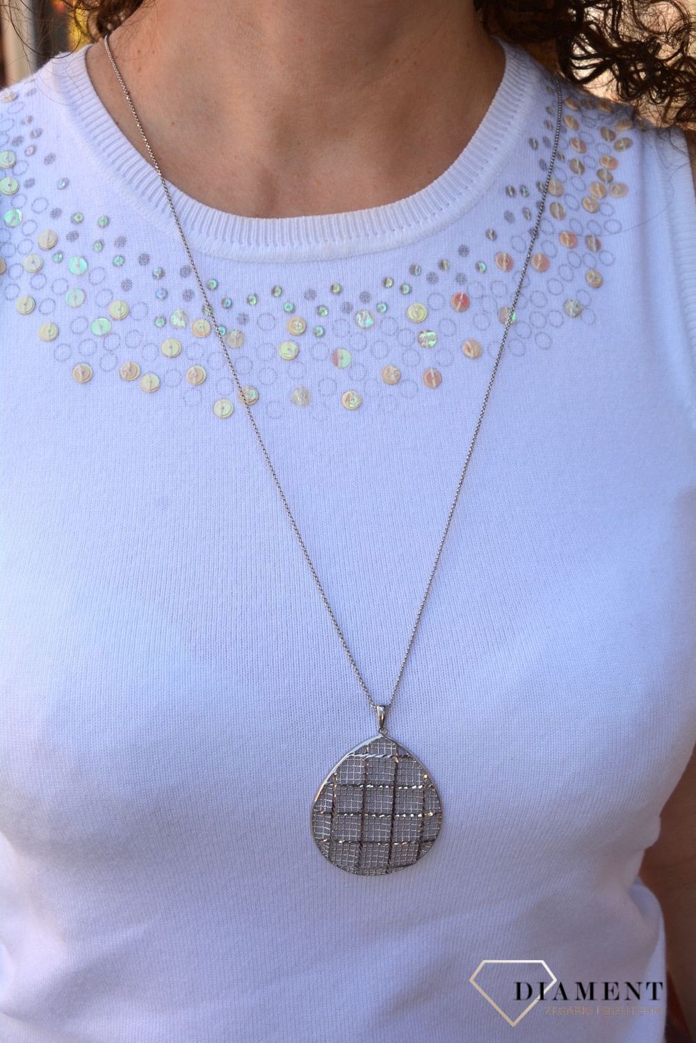 Srebrny naszyjnik kółko z siateczka SRN000000-072.jpg