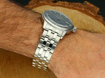 Męski zegarek Seiko PRESAGE SRPB41J1 Automatic – granatowa tarcza, stalowa bransoleta bok zegarka.jpg