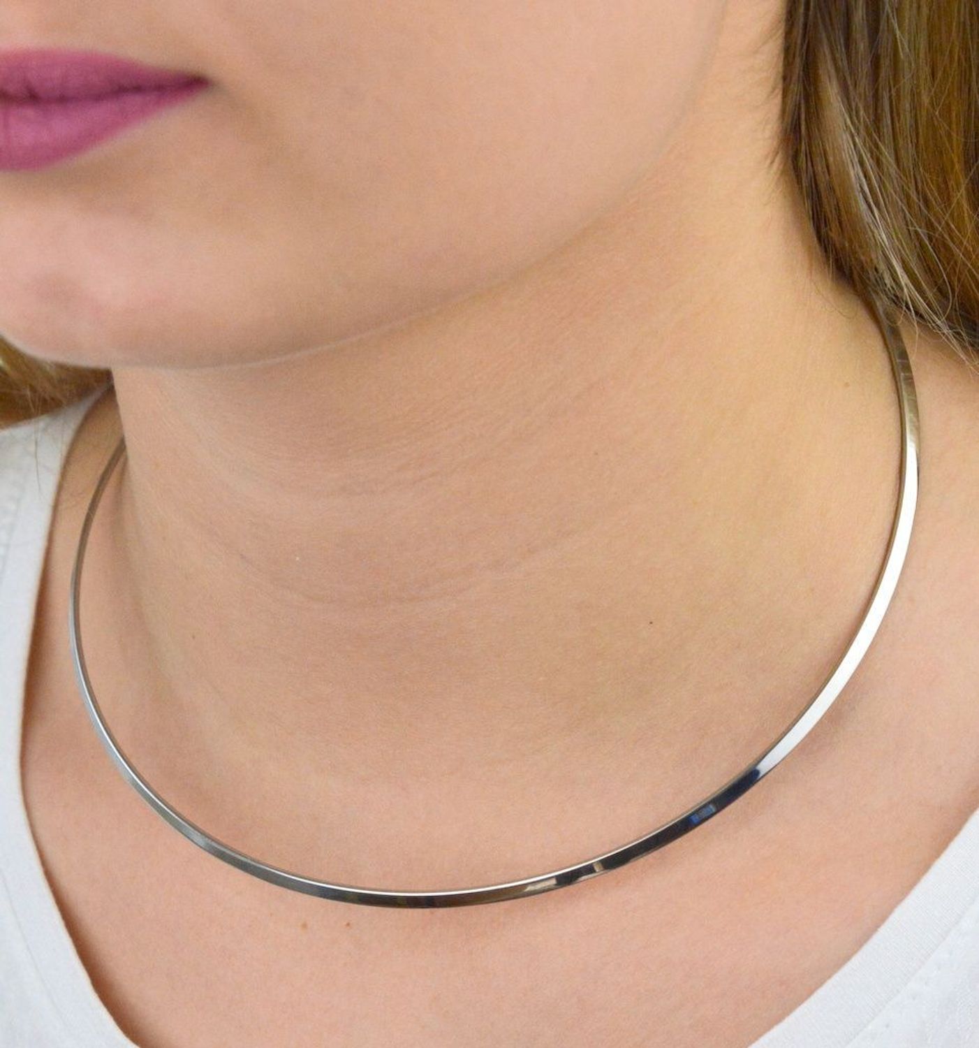 Naszyjnik Sztywna Obroża SSOT78-188. Naszyjnik damski sztywny. Naszyjnik damski typu obroża. Damski naszyjnik idealny do wieczorowych stylizacji. Idealny pomysł na prezent. I.jpg