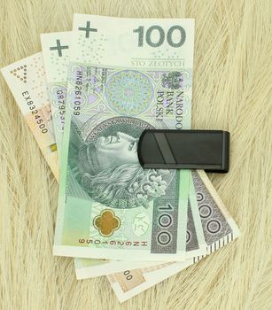 Klips do banknotów JVD stalowy SSSZ0003XE80000 💰✨ Klips do banknotów JVD – stalowy z czarnym dodatkiem ✨💰1.jpg