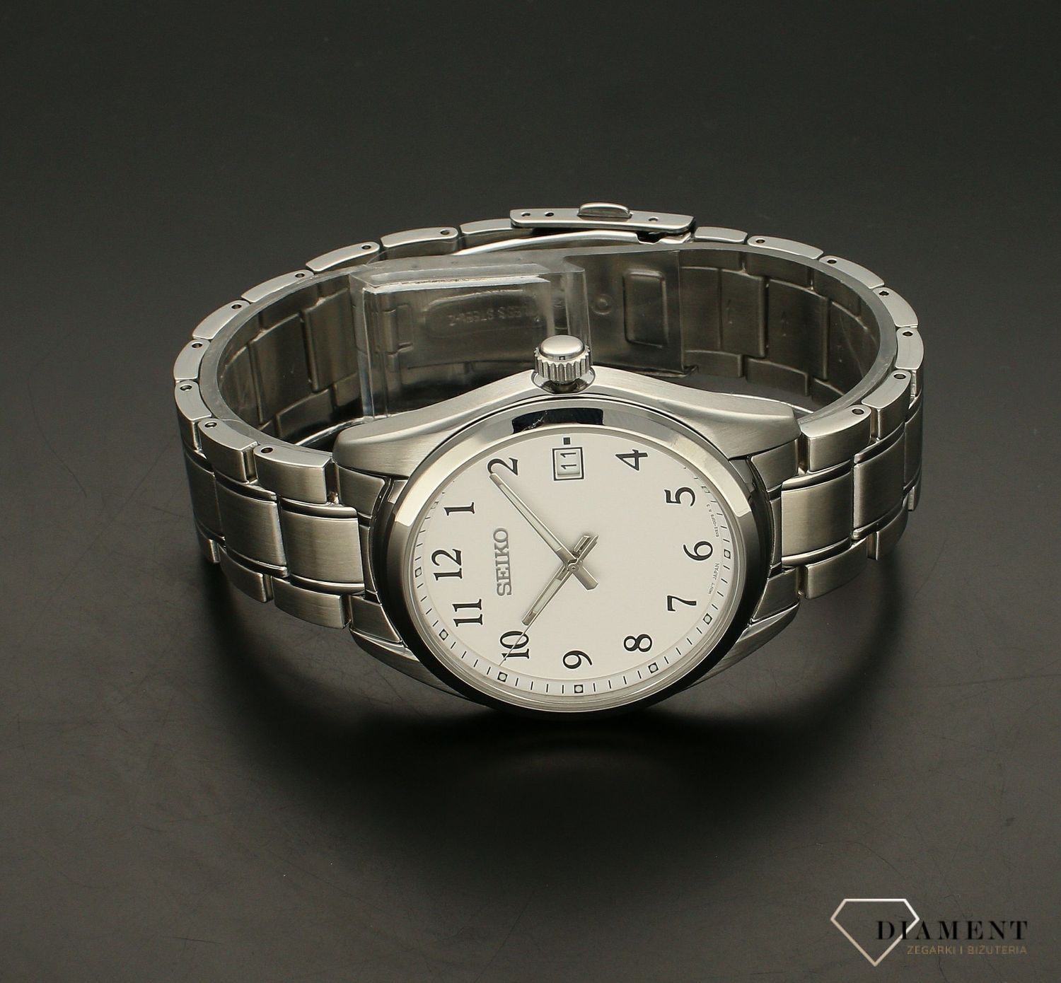 Zegarek męski Seiko Classic Quartz SUR459P1 to zegarek kwarcowy, zasilany za pomocą baterii. Zegarek męski Seiko na srebrnej bransolecie. Zegarek bardzo wyraźny. Zegarek elegancki idealny na prezent..jpg