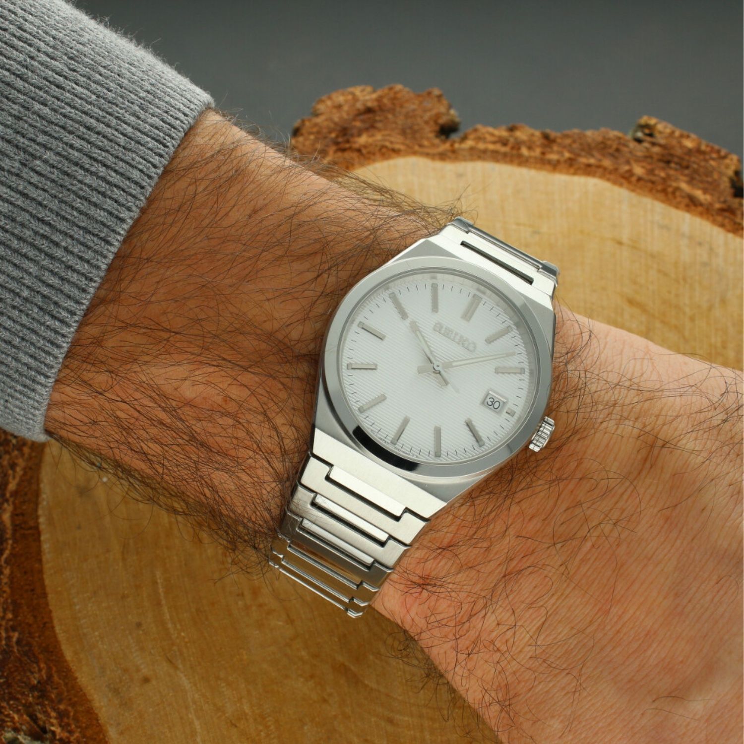 Zegarek męski Seiko SUR553P1 Classic Quartz – Męski zegarek klasyczny na bransolecie.jpg