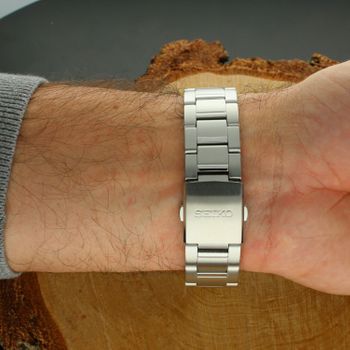 Seiko SUR553P1 Classic Quartz – Elegancki męski zegarek  Szafirowe szkło  100 ms (1).jpg