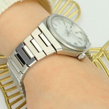 Seiko SUR573P1 – Elegancki damski zegarek kwarcowy  Szafir  100 msds (2).jpg